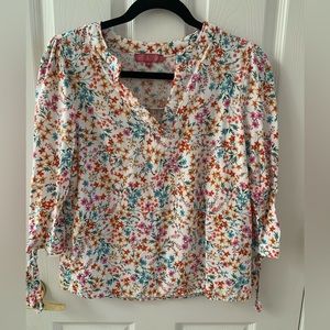 Rose & Thyme floral shirt size small